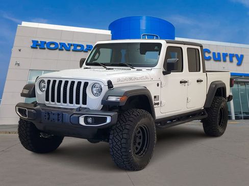 Used 2023 Jeep Gladiator Sport image 1