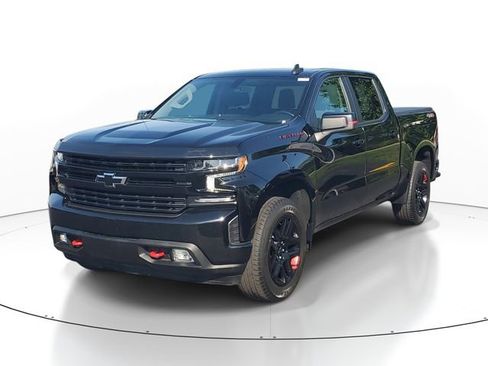 Certified 2021 Chevrolet Silverado 1500 RST w/ Redline Edition AWD/4WD image 2