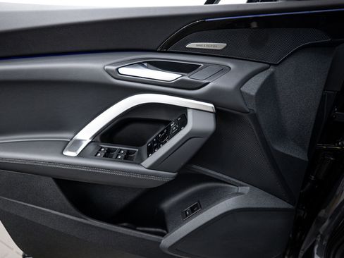 New 2025 Audi Q5 Premium Plus image 12