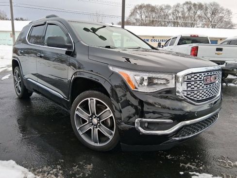 Used 2018 GMC Acadia Denali image 7