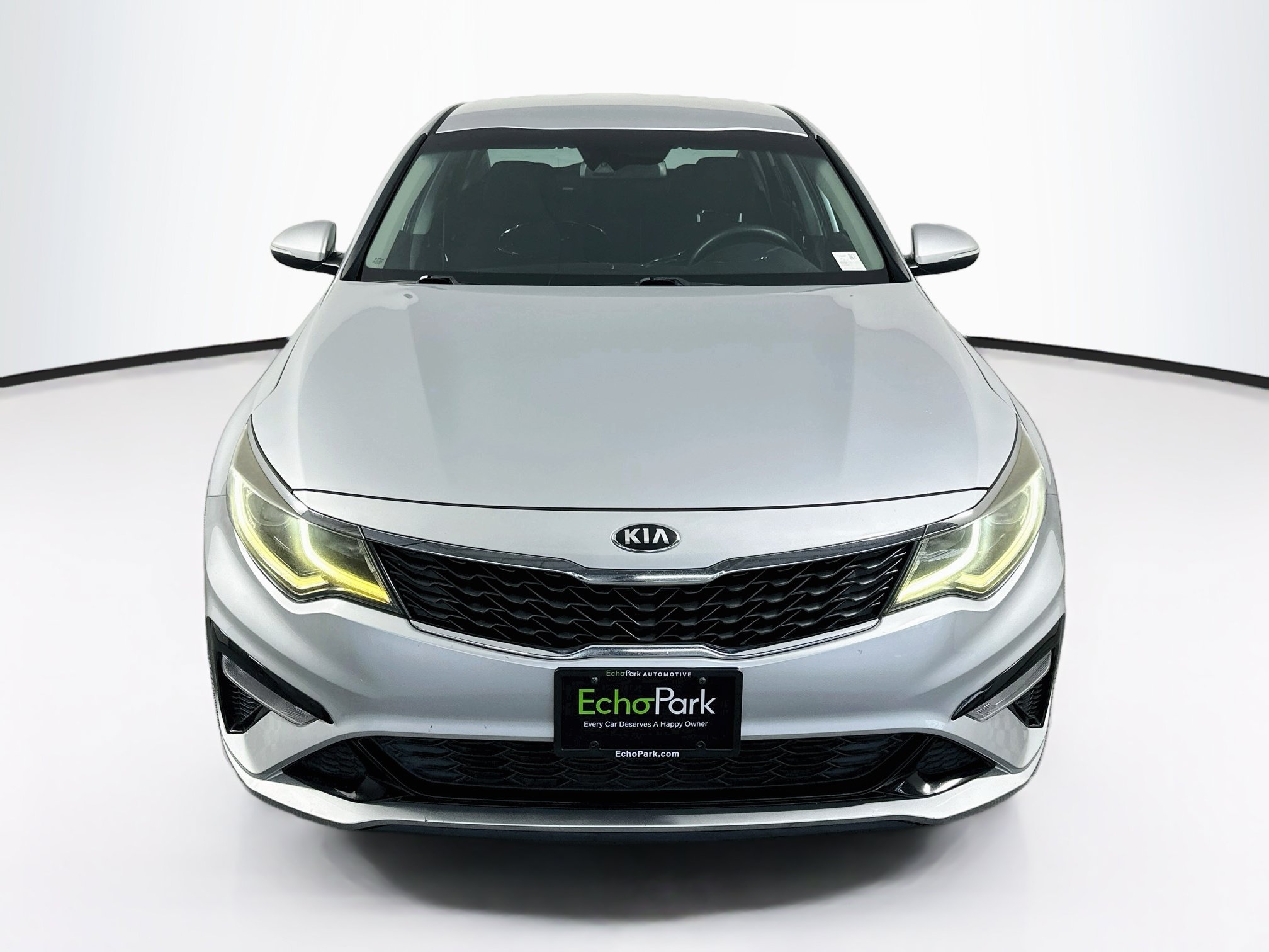 Used 2020 Kia Optima LX FWD image 2