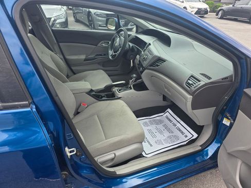 Used 2012 Honda Civic LX image 9