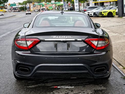 Used 2018 Maserati GranTurismo Sport RWD image 10