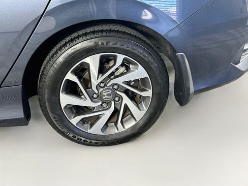 Used 2017 Honda Civic EX image 11