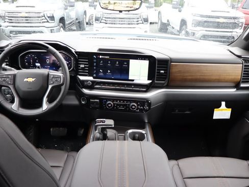 New 2026 Chevrolet Silverado 1500 High Country AWD/4WD image 22
