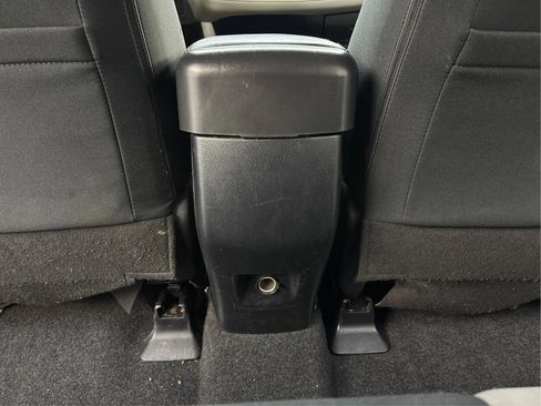 Used 2018 Toyota RAV4 XLE w/ Carpet Mat Package AWD/4WD image 27