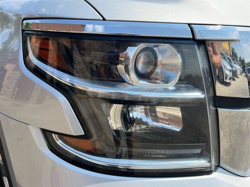 Used 2015 Chevrolet Suburban LTZ AWD/4WD image 21