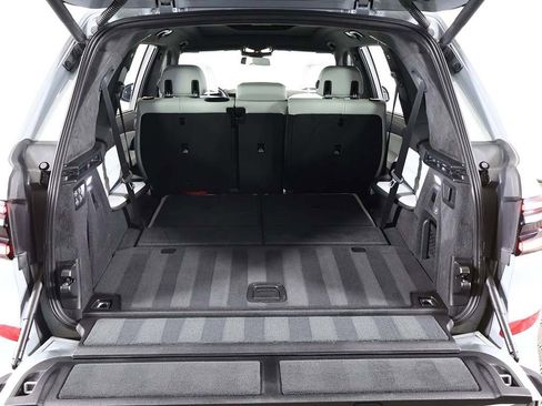 Used 2024 BMW X7 xDrive40i w/ Executive Package image 22