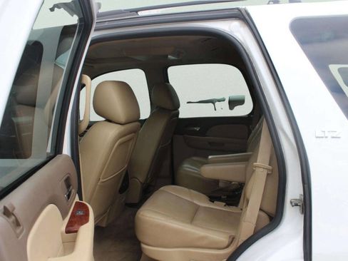 Used 2011 Chevrolet Tahoe LTZ image 8