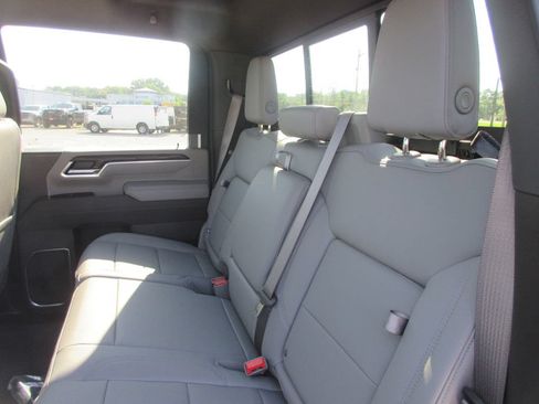 New 2026 GMC Sierra 2500 SLT w/ SLT Premium Package AWD/4WD image 14