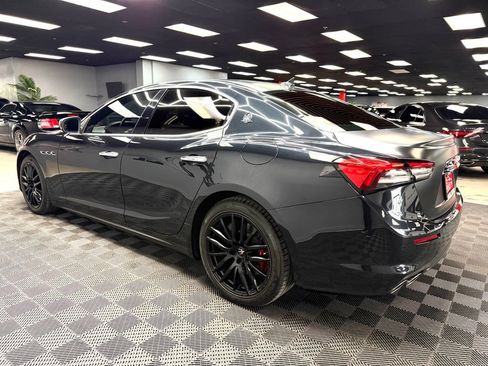 Used 2021 Maserati Ghibli S RWD image 9