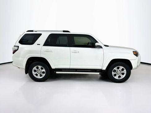 Used 2020 Toyota 4Runner SR5 Premium w/ Moonroof Package AWD/4WD image 9