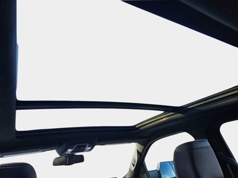 Used 2020 RAM 1500 Laramie w/ Sport Appearance Package image 21