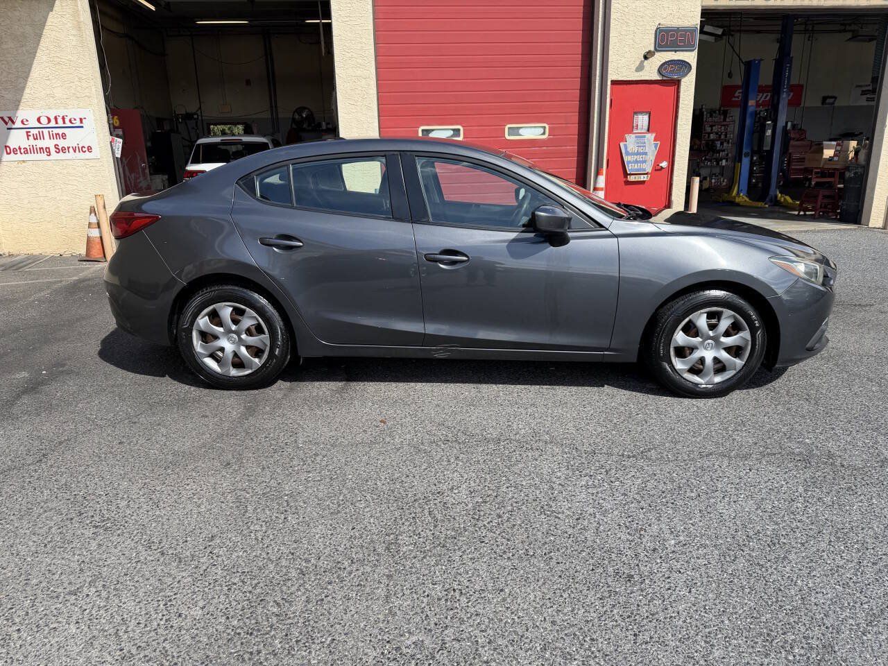 Used 2014 MAZDA MAZDA3 i Sport FWD image 7