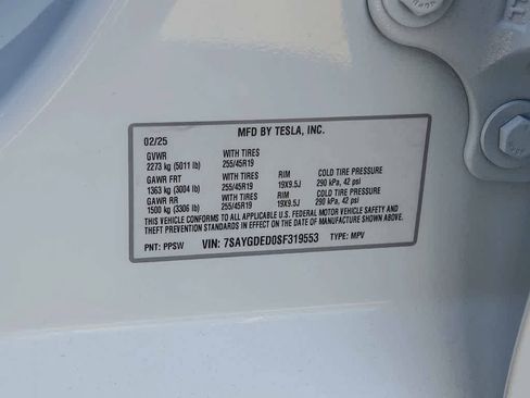 Used 2025 Tesla Model Y Long Range image 28