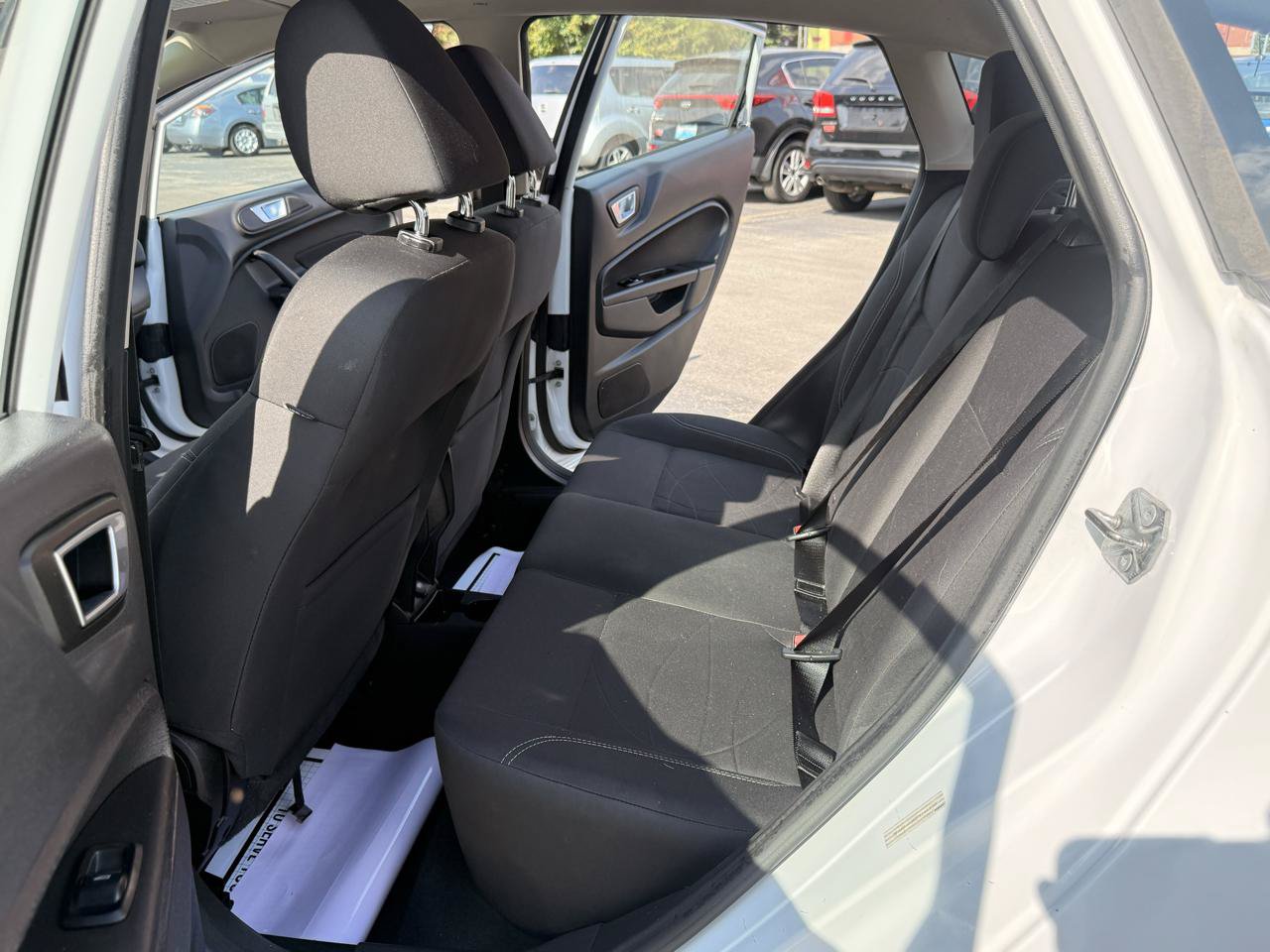 Used 2015 Ford Fiesta SE FWD image 10