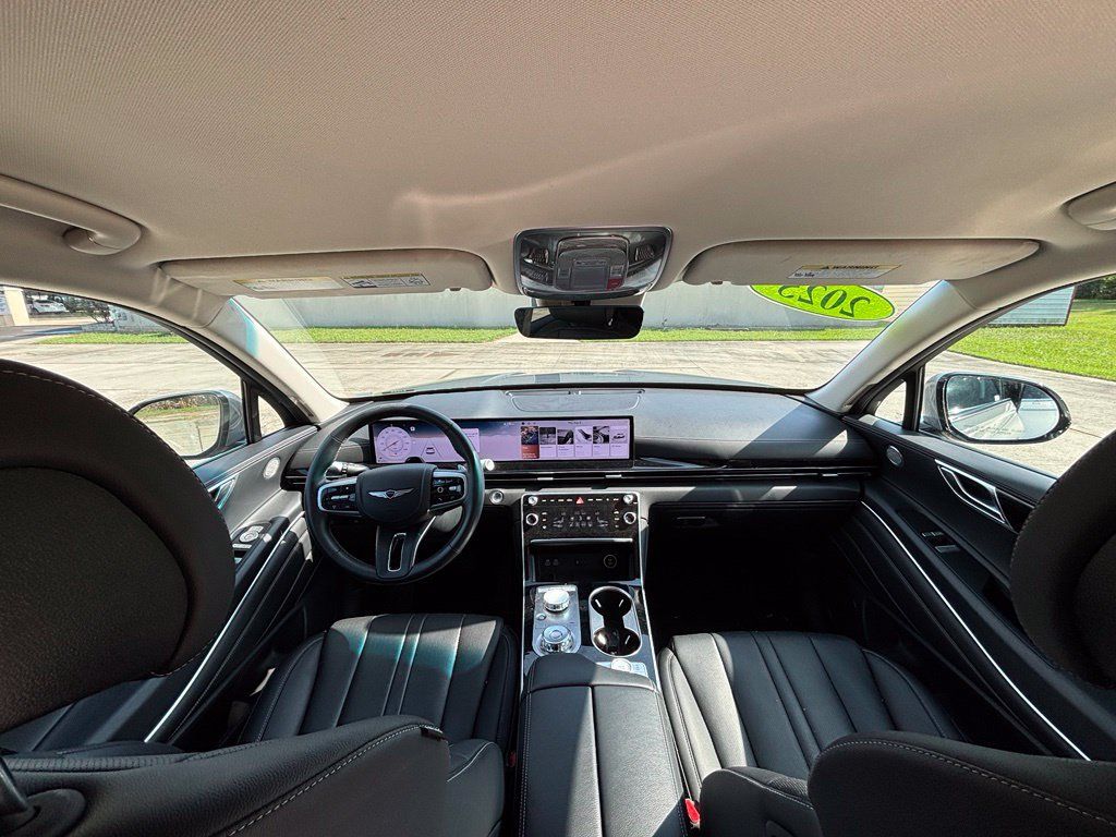 Used 2025 Genesis GV80 2.5T Standard AWD/4WD image 20