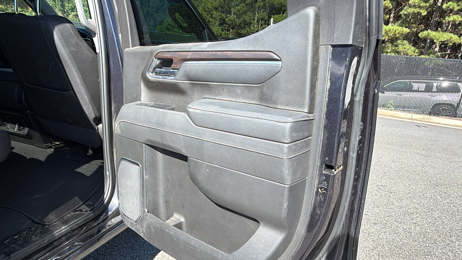 Used 2025 GMC Sierra 1500 SLT AWD/4WD image 20