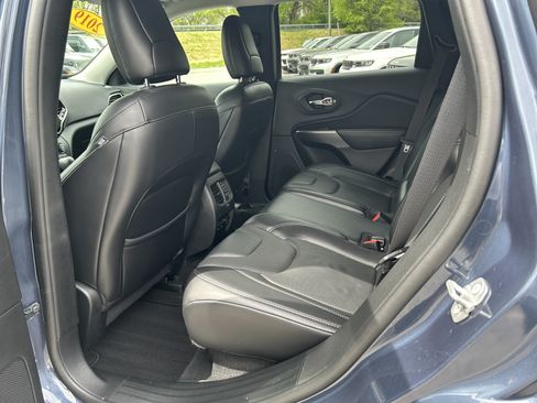 Certified 2019 Jeep Cherokee Limited AWD/4WD image 21