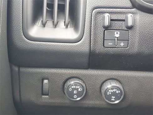 Certified 2022 Chevrolet Colorado LT w/ LT Convenience Package image 20
