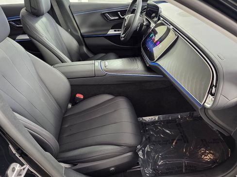 Certified 2025 Mercedes-Benz E 450 4MATIC Sedan image 28