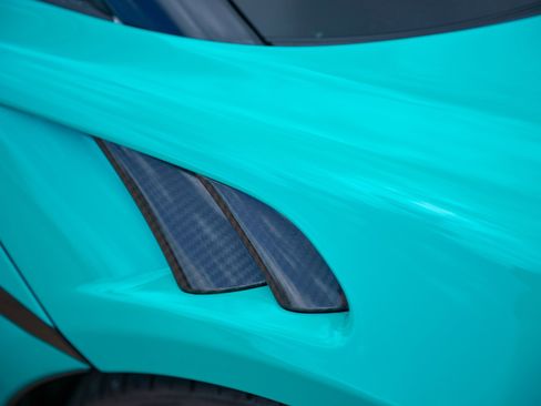 Used 2025 McLaren Artura Spider RWD image 29