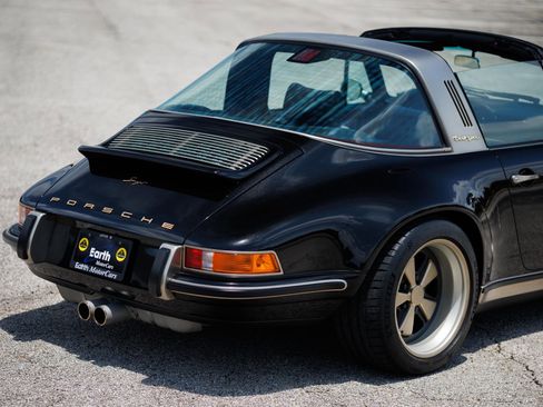 Used 1992 Porsche 911 Targa RWD image 17