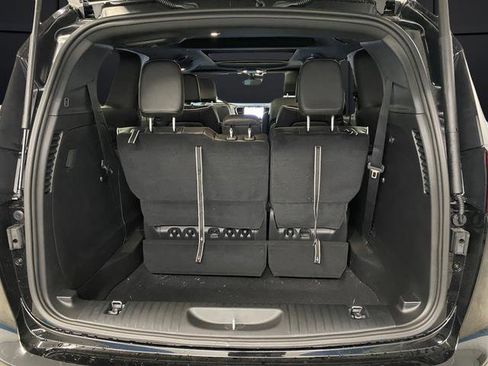 New 2026 Chrysler Pacifica Limited w/ S Appearance Package AWD/4WD image 15