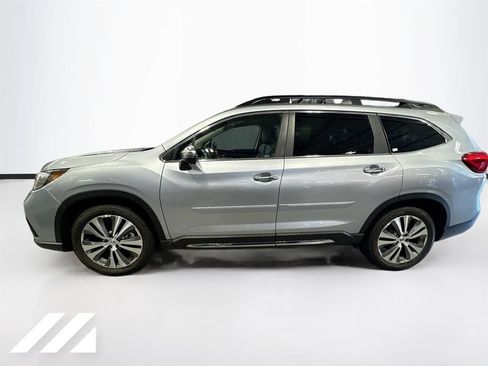 Used 2022 Subaru Ascent Touring AWD/4WD image 8