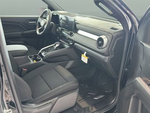 New 2026 Chevrolet Colorado LT image 15