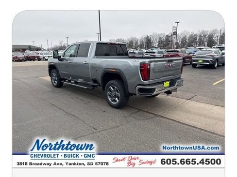 New 2026 GMC Sierra 2500 SLT image 7
