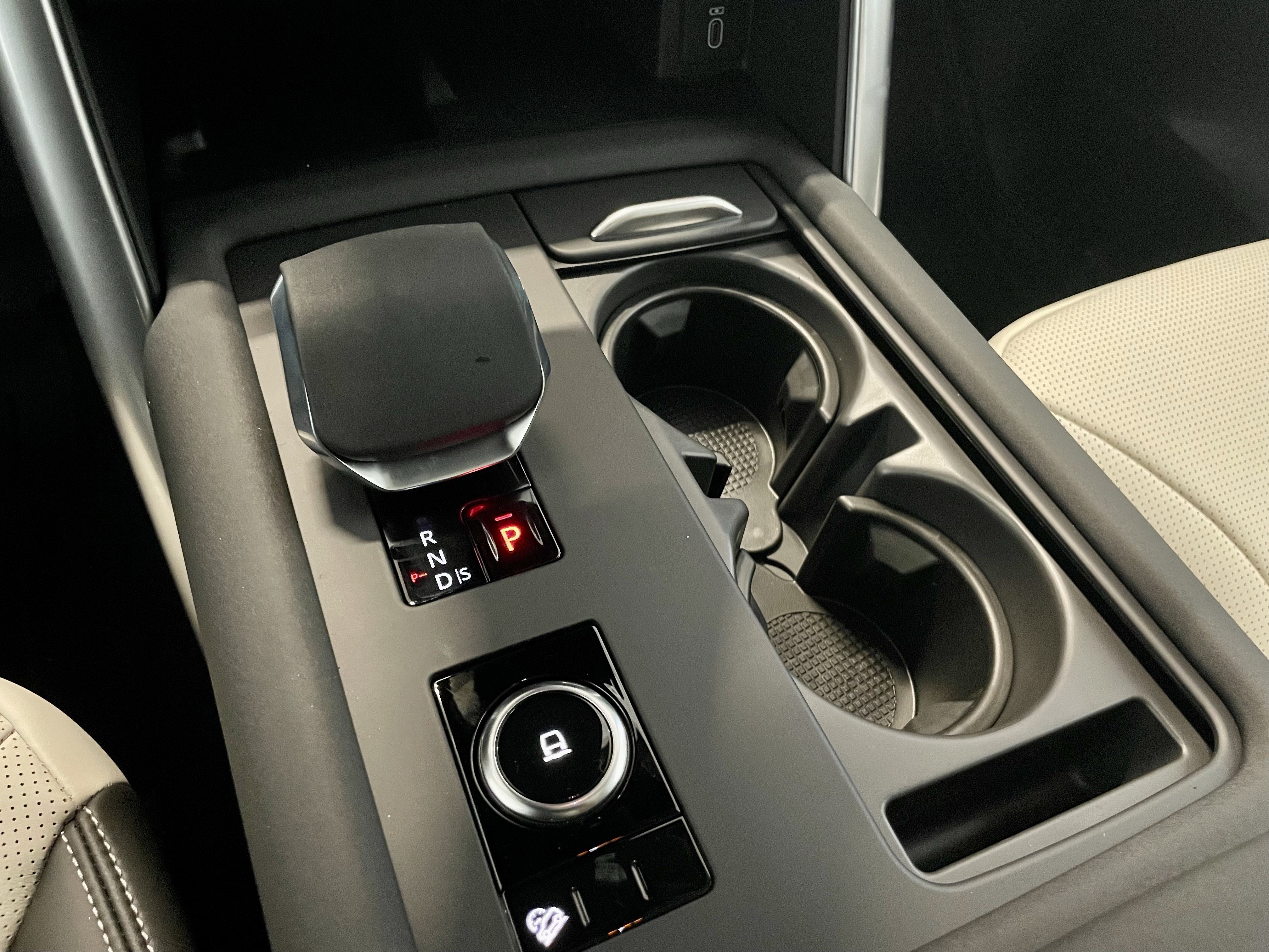 New 2026 Land Rover Discovery Dynamic SE AWD/4WD image 20