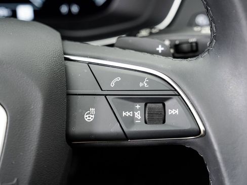 Certified 2025 Audi Q5 2.0T Premium Plus w/ Premium Plus Package image 13