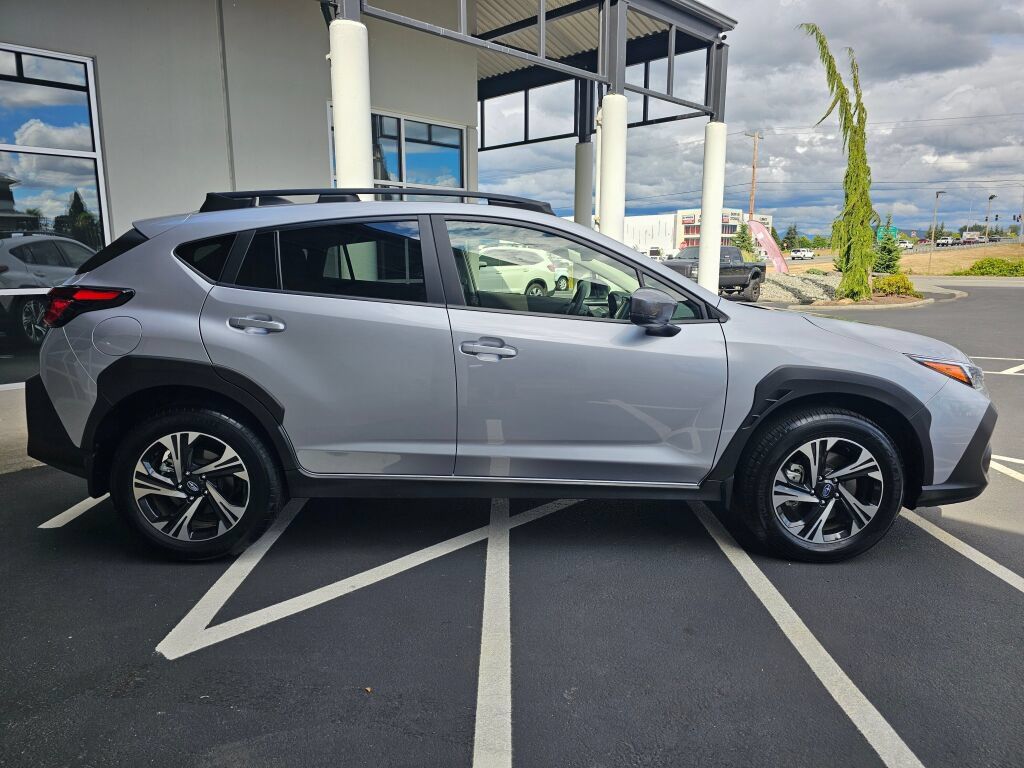 Used 2024 Subaru Crosstrek 2.0i Premium AWD/4WD image 6
