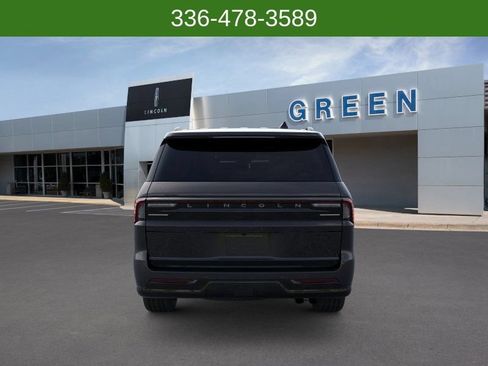 New 2026 Lincoln Navigator L Reserve w/ Jet Appearance Package AWD/4WD image 5