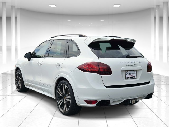 Used 2014 Porsche Cayenne GTS AWD/4WD image 3