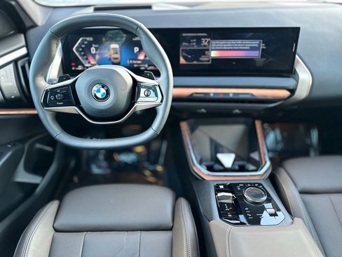 Certified 2025 BMW X3 xDrive30i w/ Premium Package image 11