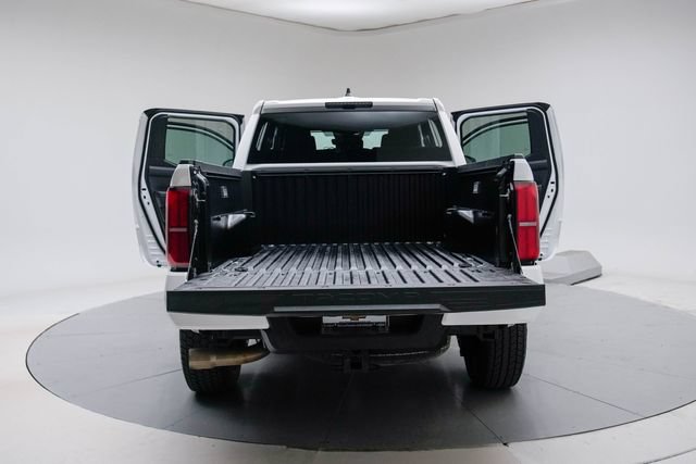 Used 2024 Toyota Tacoma TRD Off-Road AWD/4WD image 20