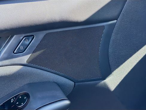 Used 2024 MAZDA MAZDA3 s image 22