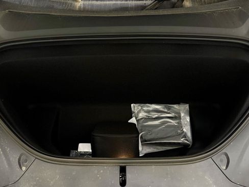 Used 2025 Tesla Model X AWD/4WD image 33