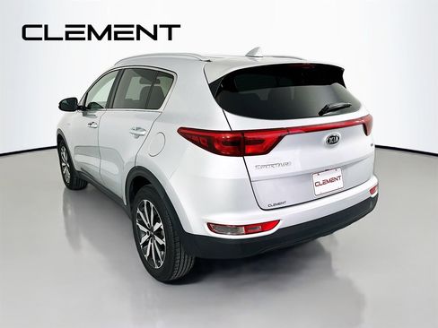 Used 2019 Kia Sportage EX image 10