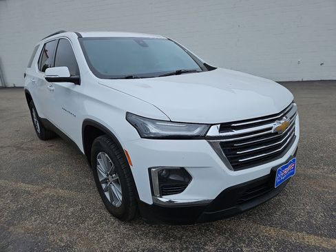 Used 2022 Chevrolet Traverse LT AWD/4WD image 2