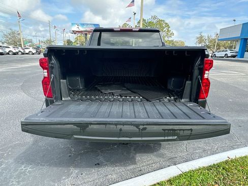 Used 2024 Chevrolet Silverado 1500 LT image 25