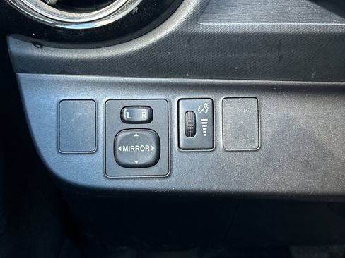 Used 2016 Toyota Prius C Two image 24