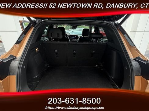 Used 2024 Chevrolet TrailBlazer RS w/ Convenience Package AWD/4WD image 37