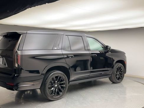 Used 2024 Cadillac Escalade Sport Platinum AWD/4WD image 2
