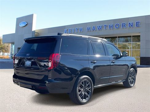 New 2025 Ford Expedition Platinum w/ Stealth Performance Package image 6