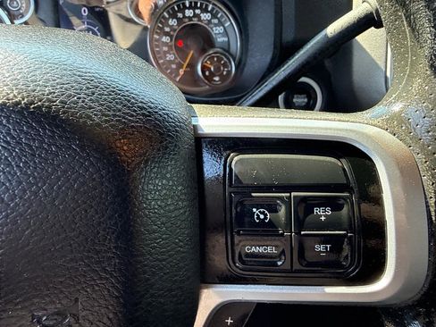 Used 2021 RAM 2500 Big Horn image 17