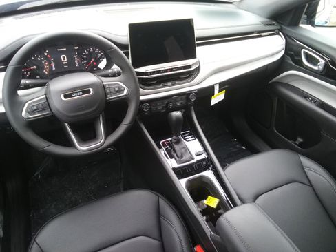 New 2026 Jeep Compass Limited AWD/4WD image 13