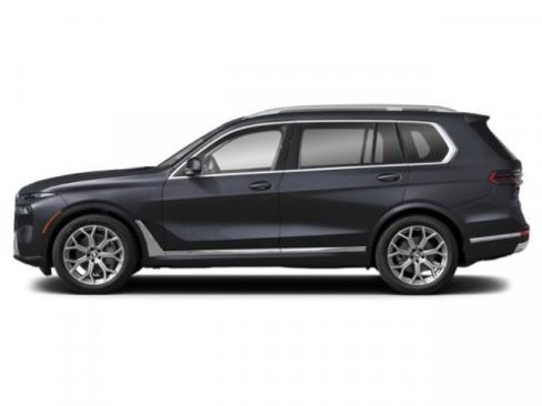 Used 2025 BMW X7 M60i w/ Executive Package image 3
